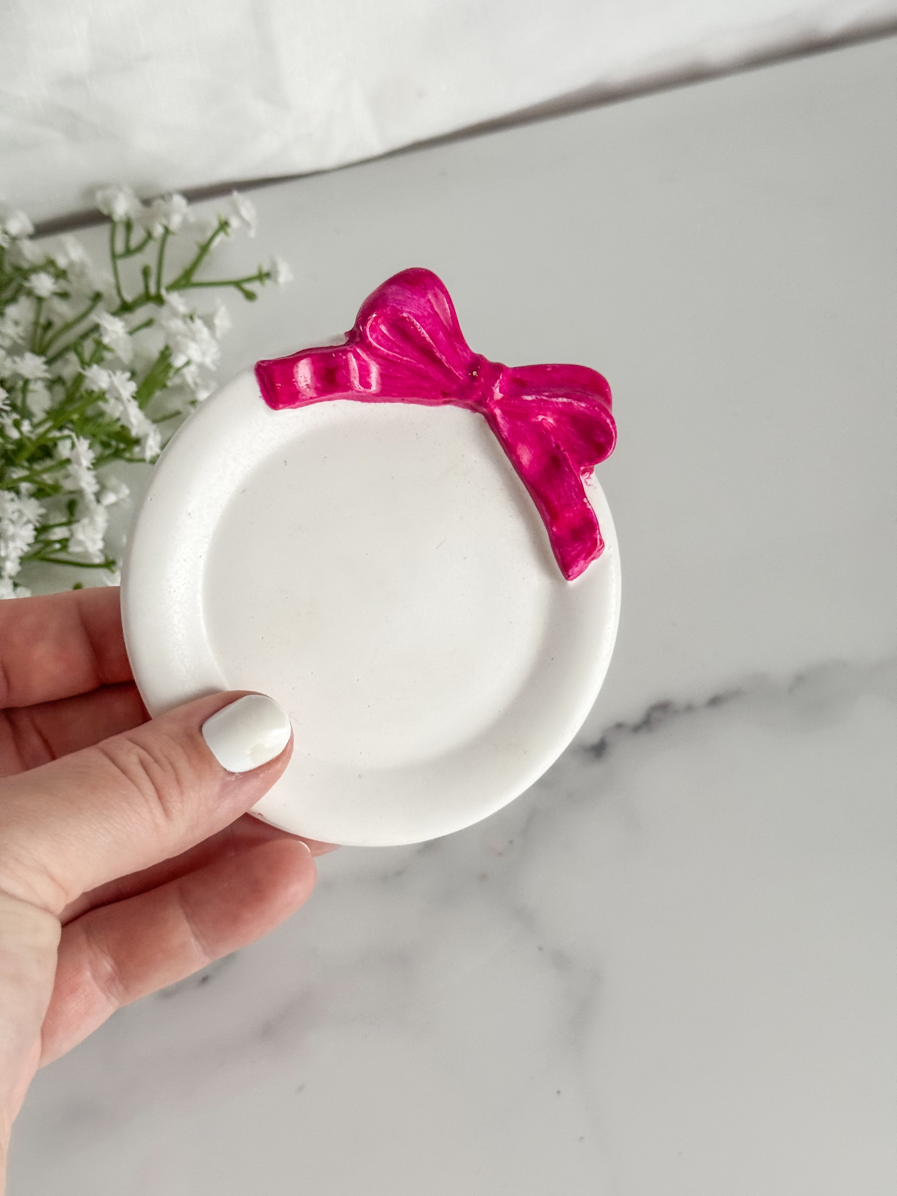 Circle Bow Tray