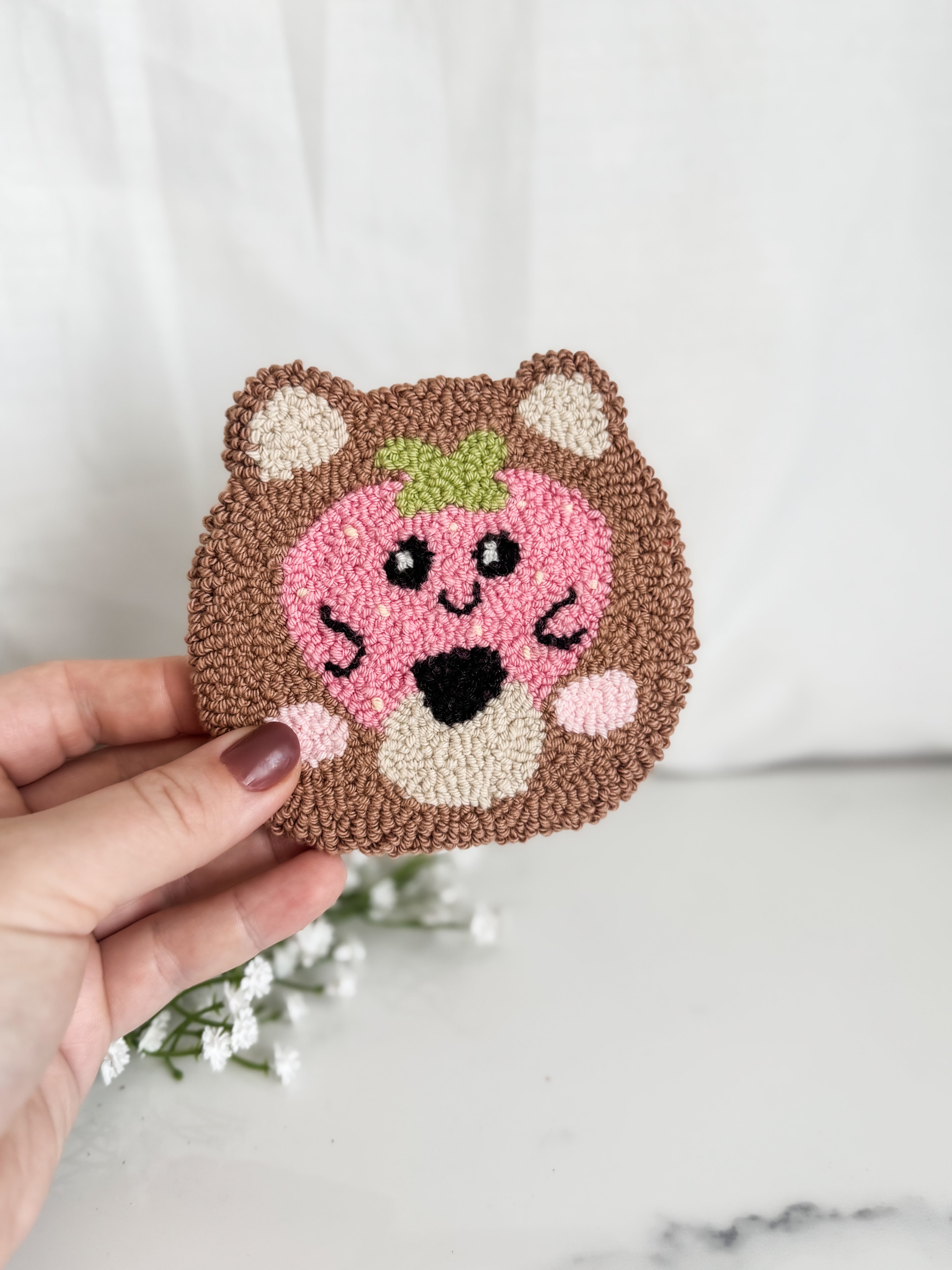 StrawBeary Mug Rug