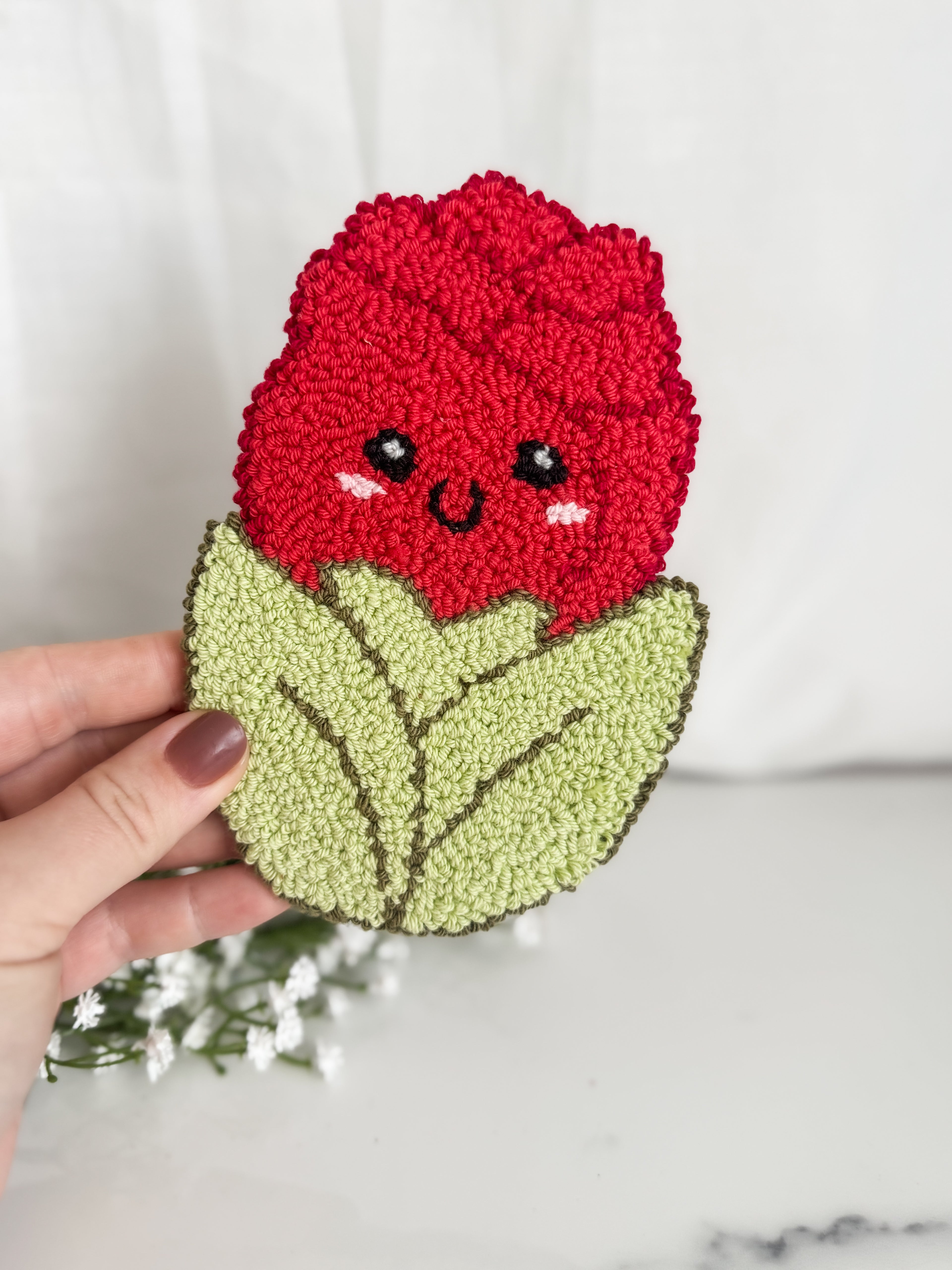 Red Rose Mug Rug