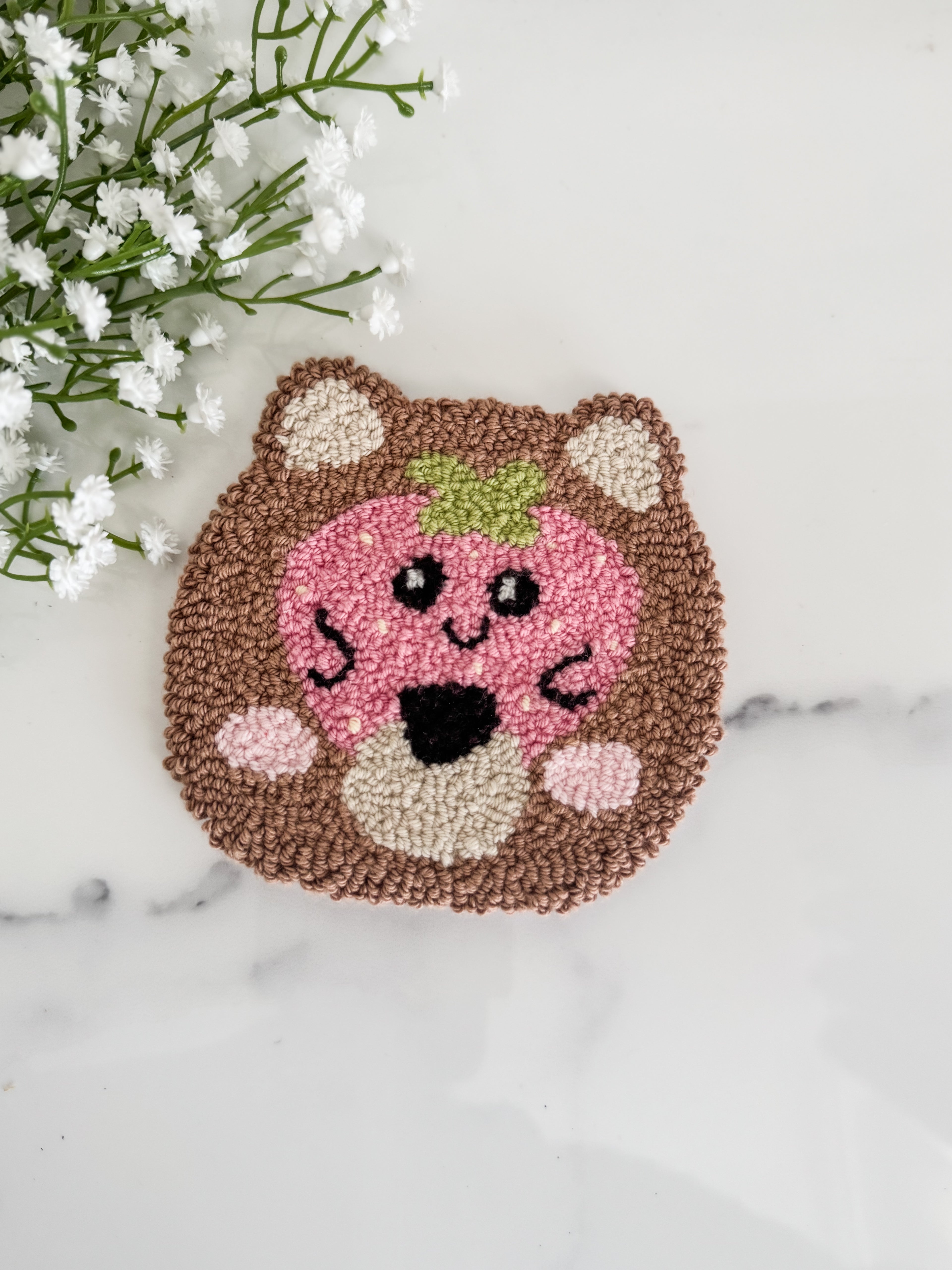 StrawBeary Mug Rug