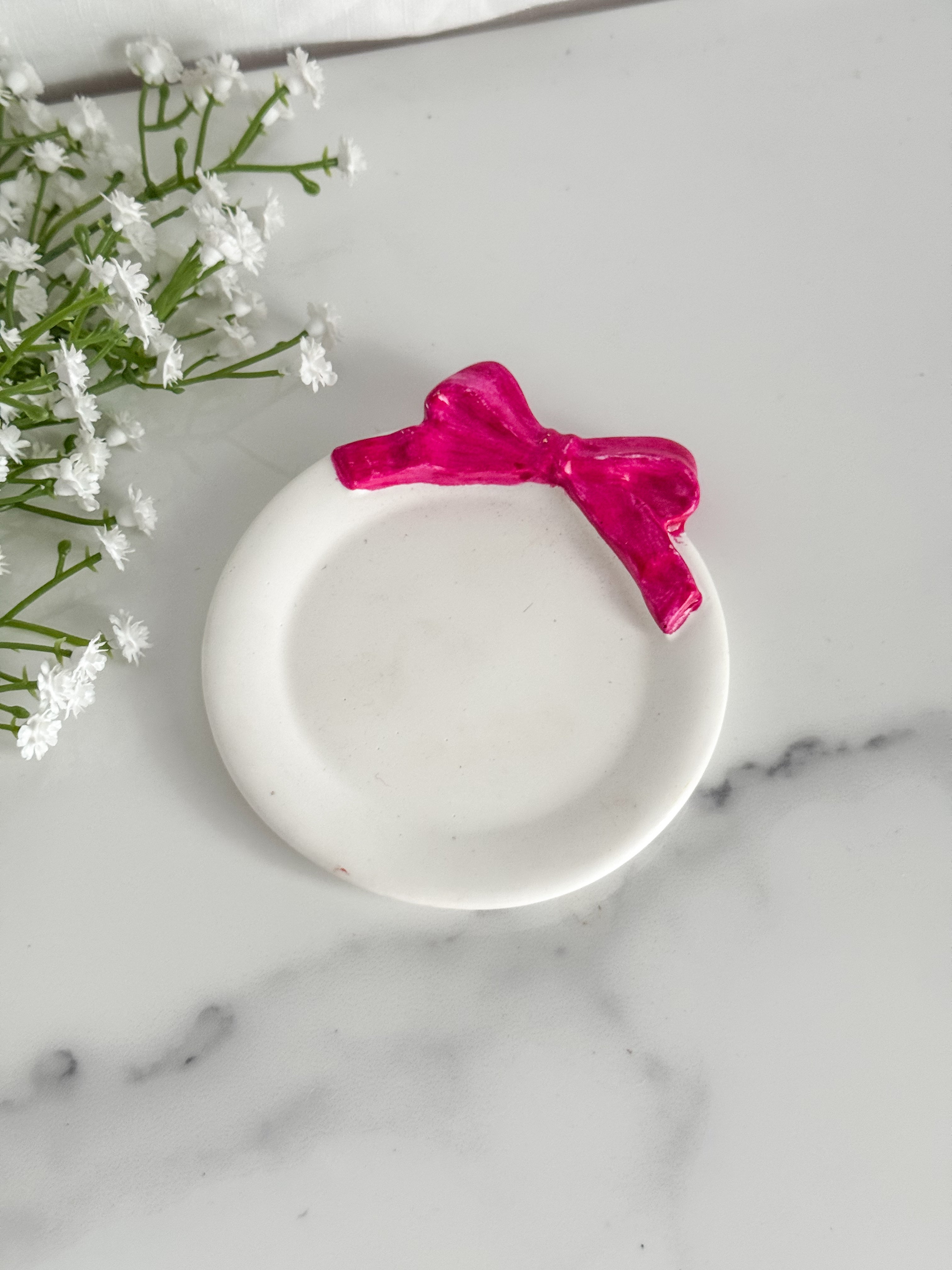Circle Bow Tray