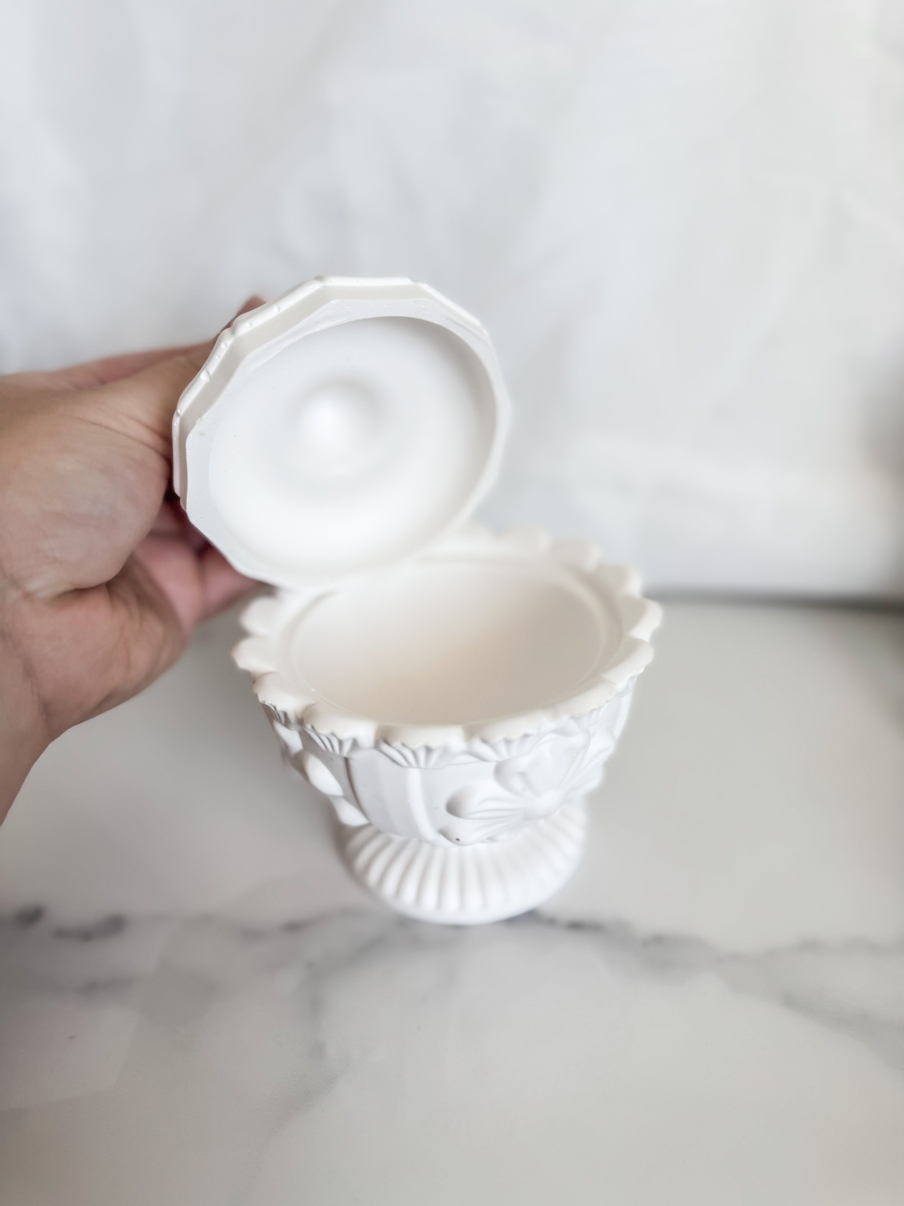 Elegant Floral Trinket Box