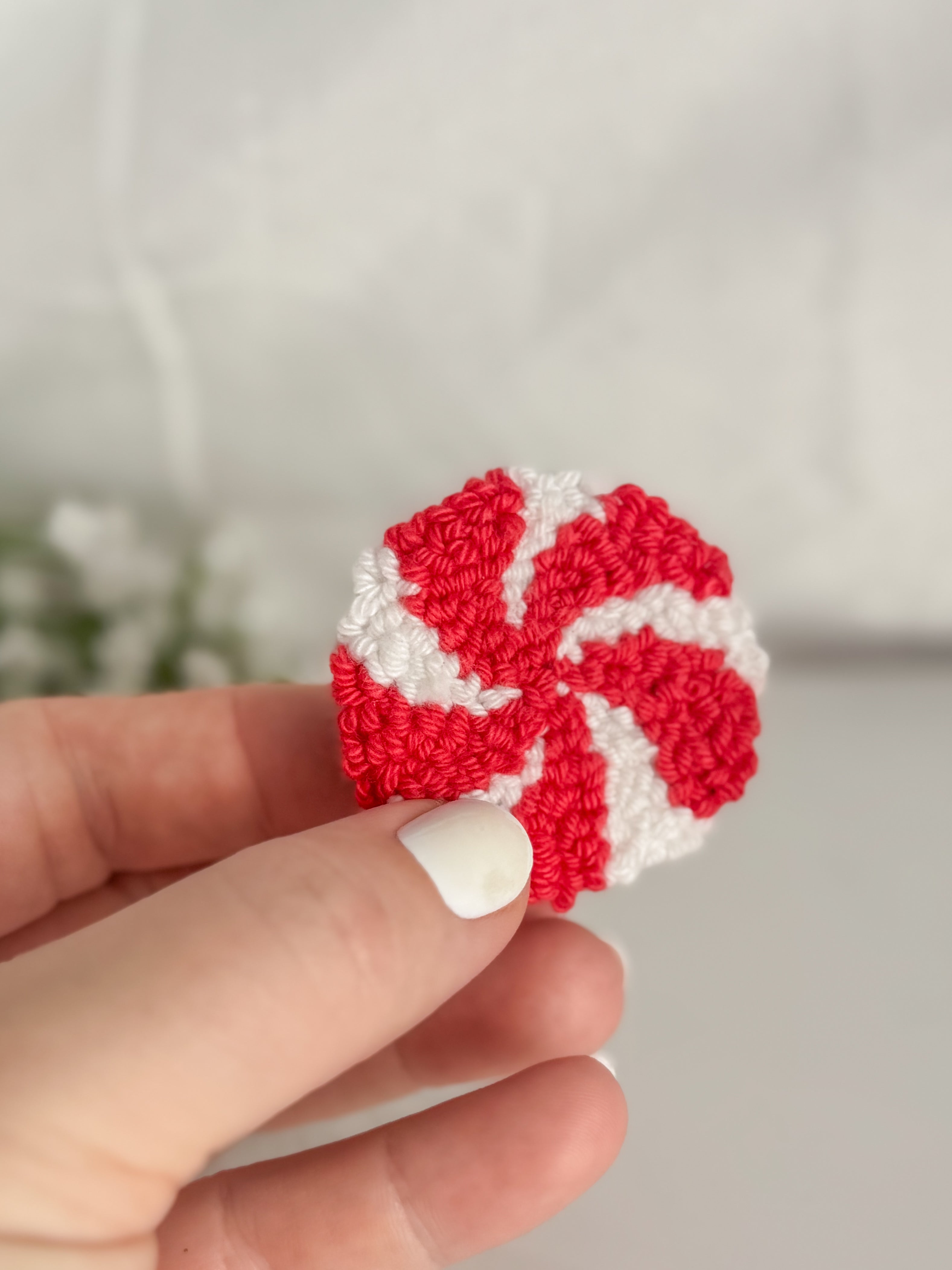 Peppermint Swirl Punch Needle Phone Grip