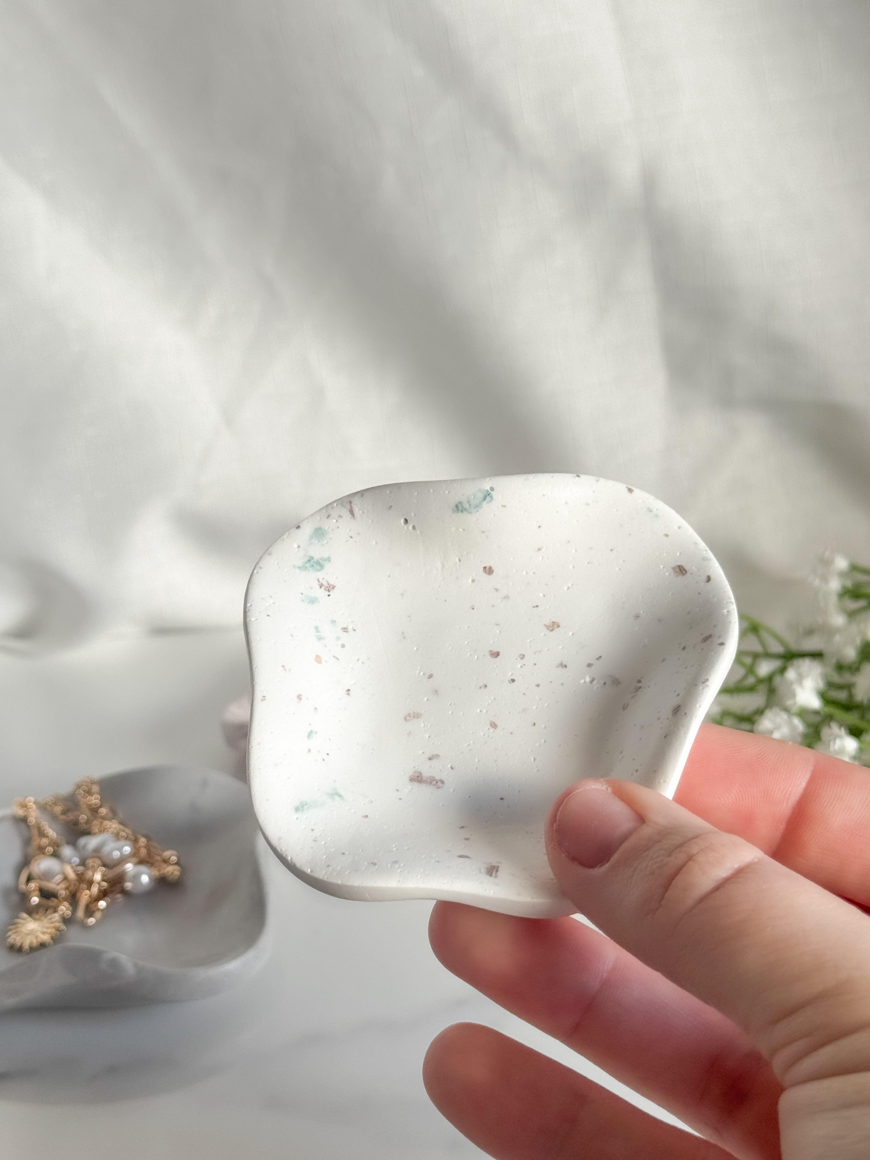Wavy Ring Dish