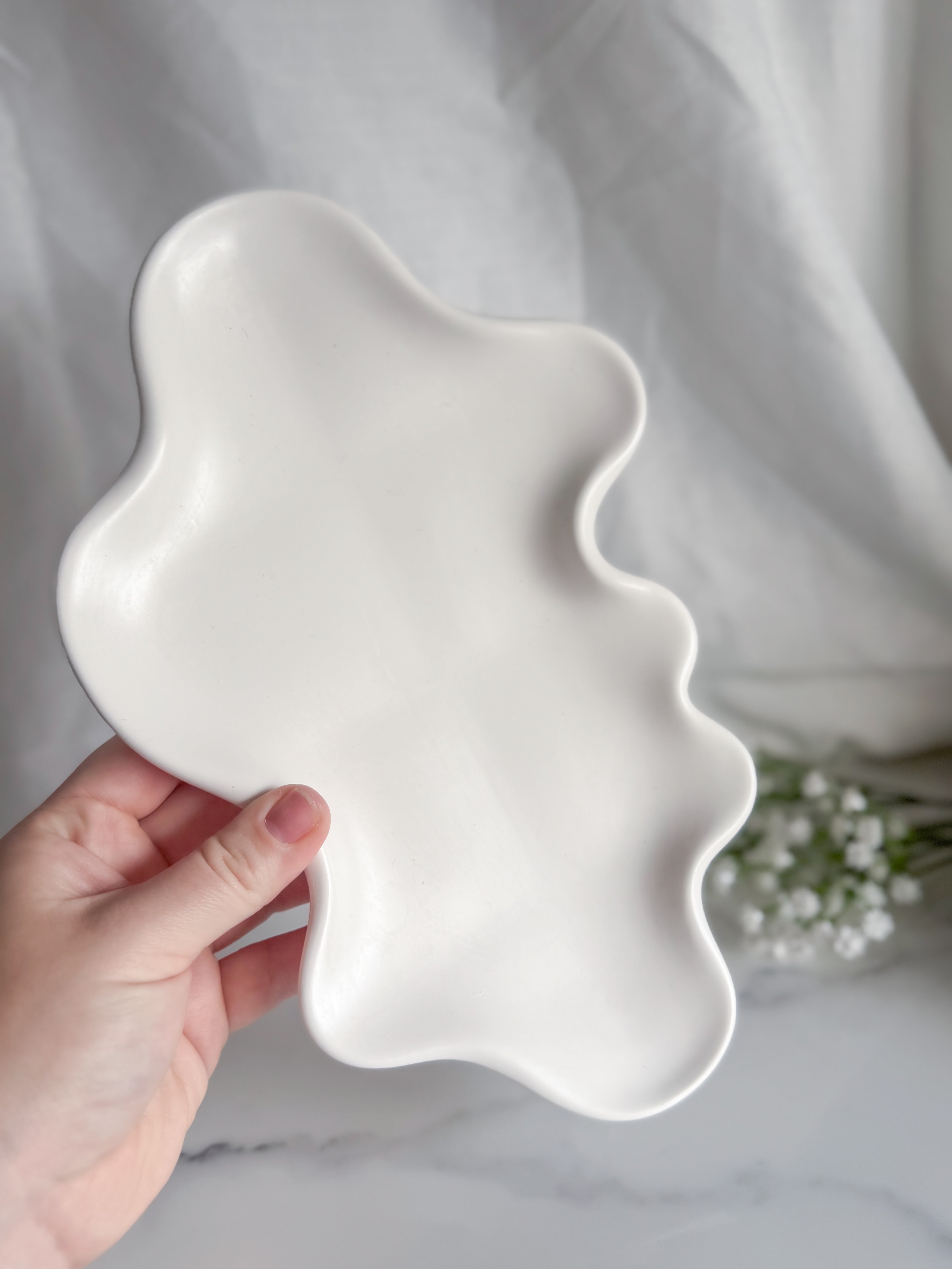 Irregular Long Wavy Tray