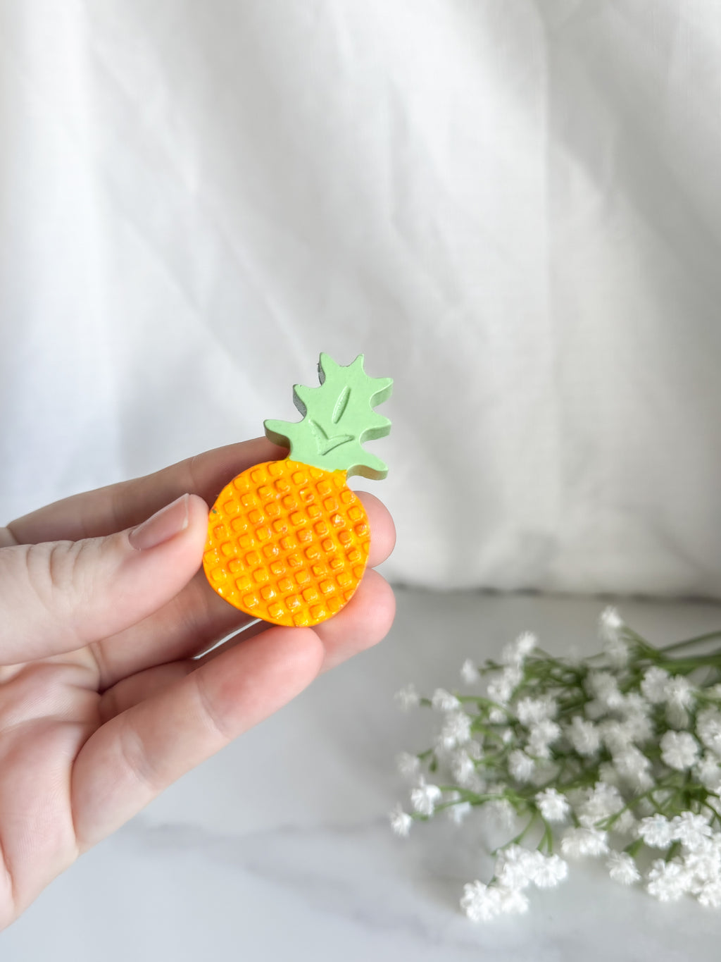 Original Pineapple Fruit Magnet