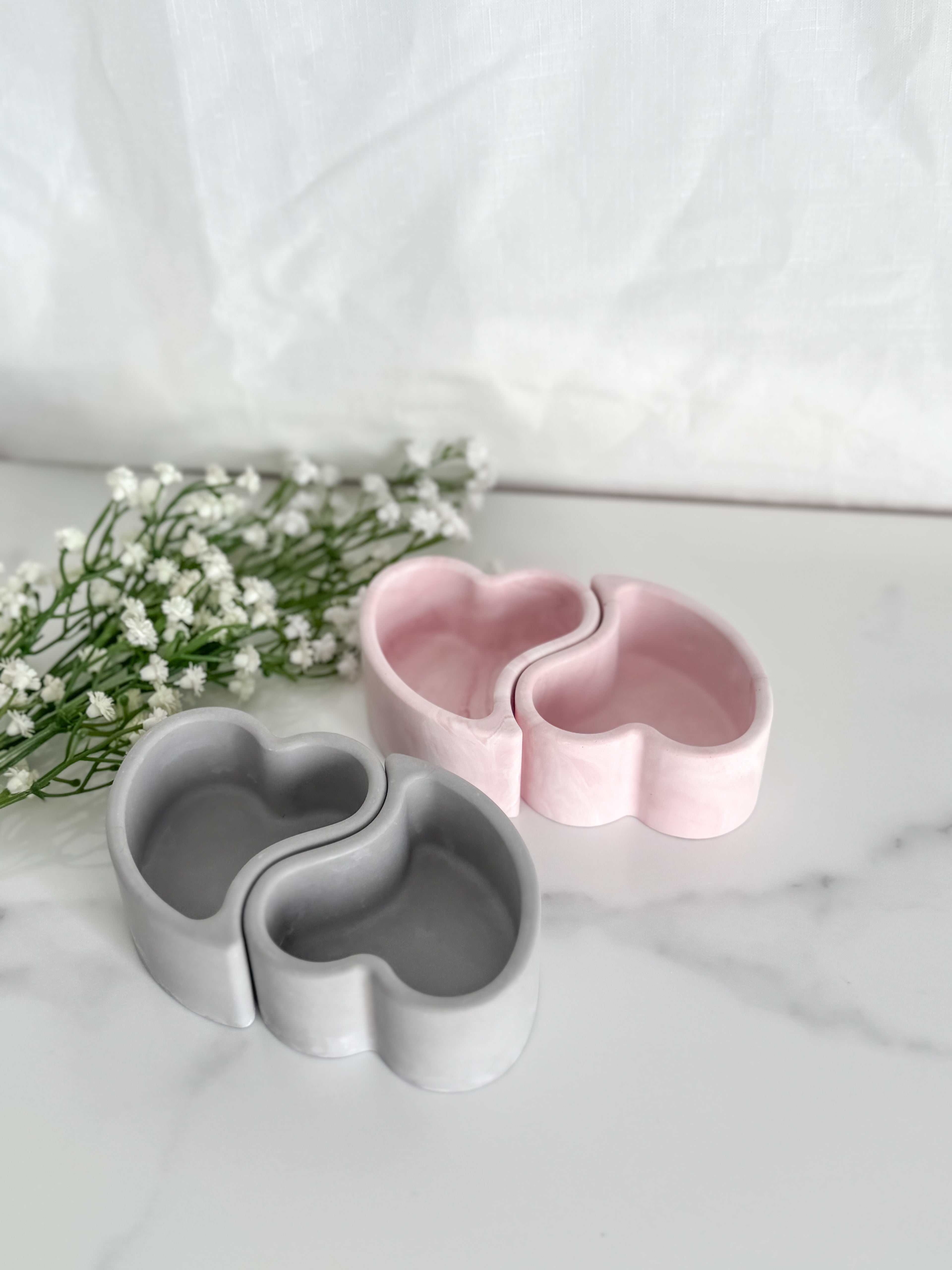 Ying Yang Hearts Trays